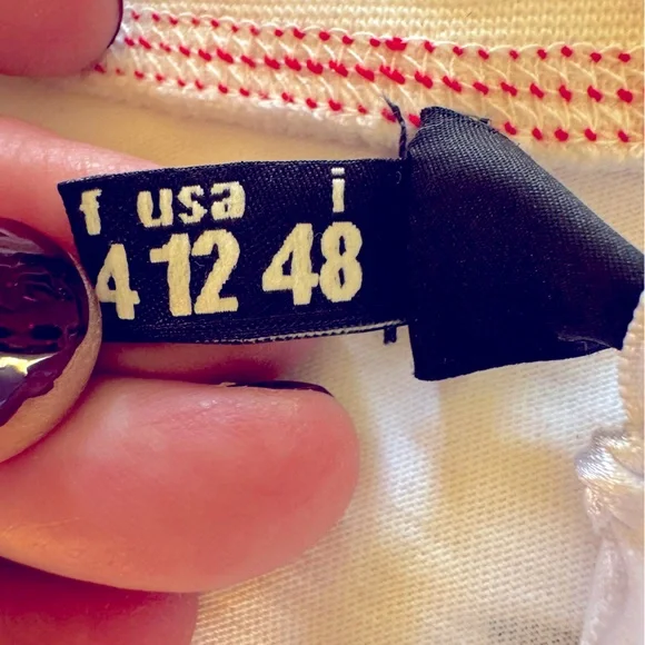 LOVE MOSCHINO LOVE TSHIRT w/ tags! - Picture 5 of 9